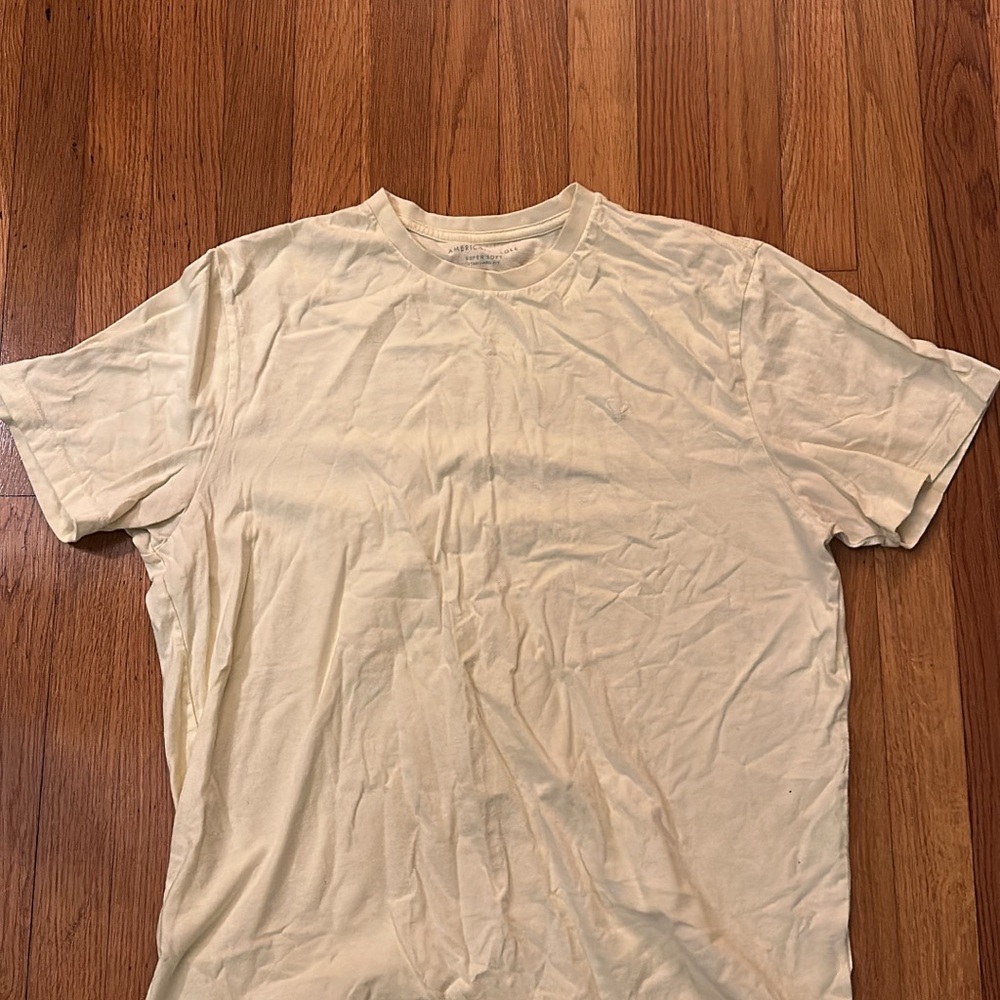American Eagle Men's Pale Yellow T-Shirt